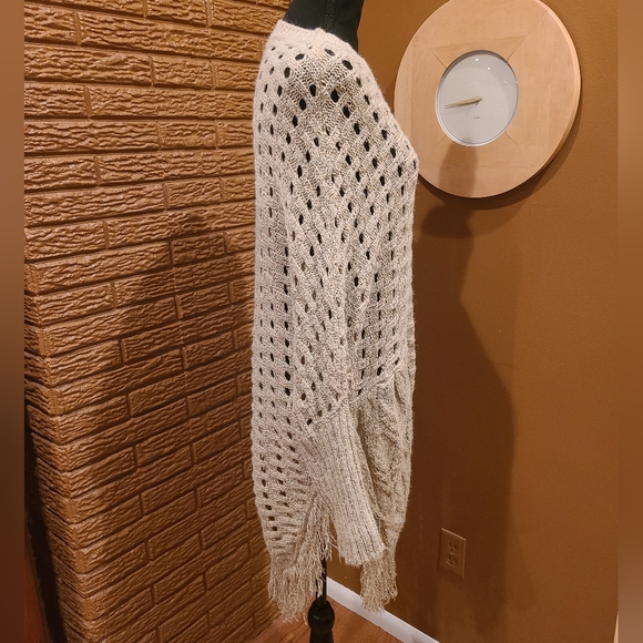 Bohemian Sweater - Picture 9 of 10